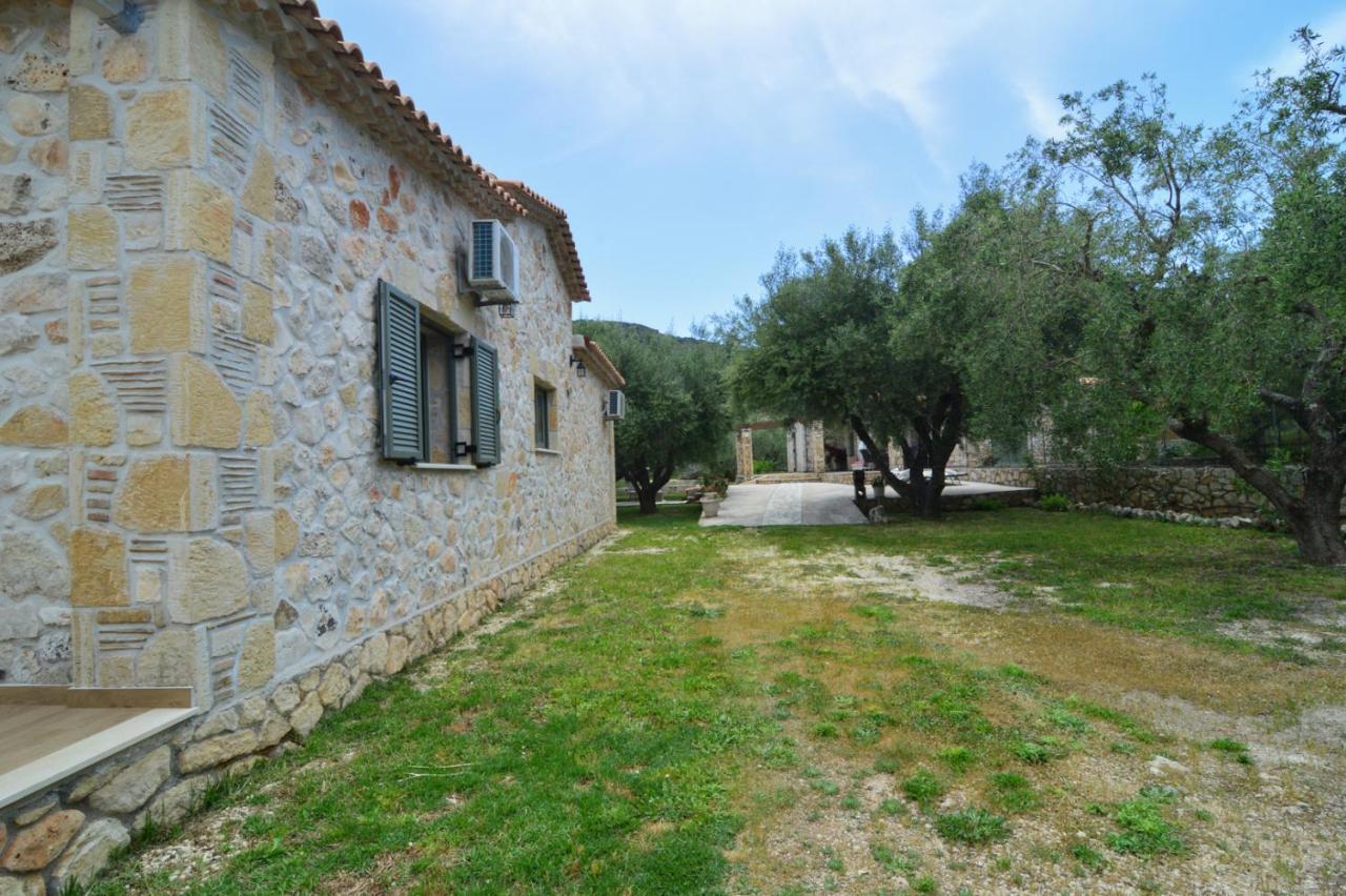Villa Lobos Keri Exterior photo
