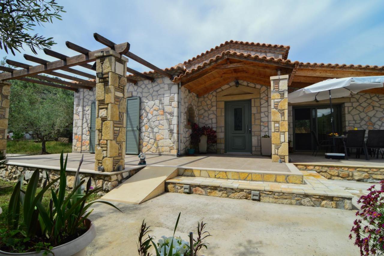 Villa Lobos Keri Exterior photo